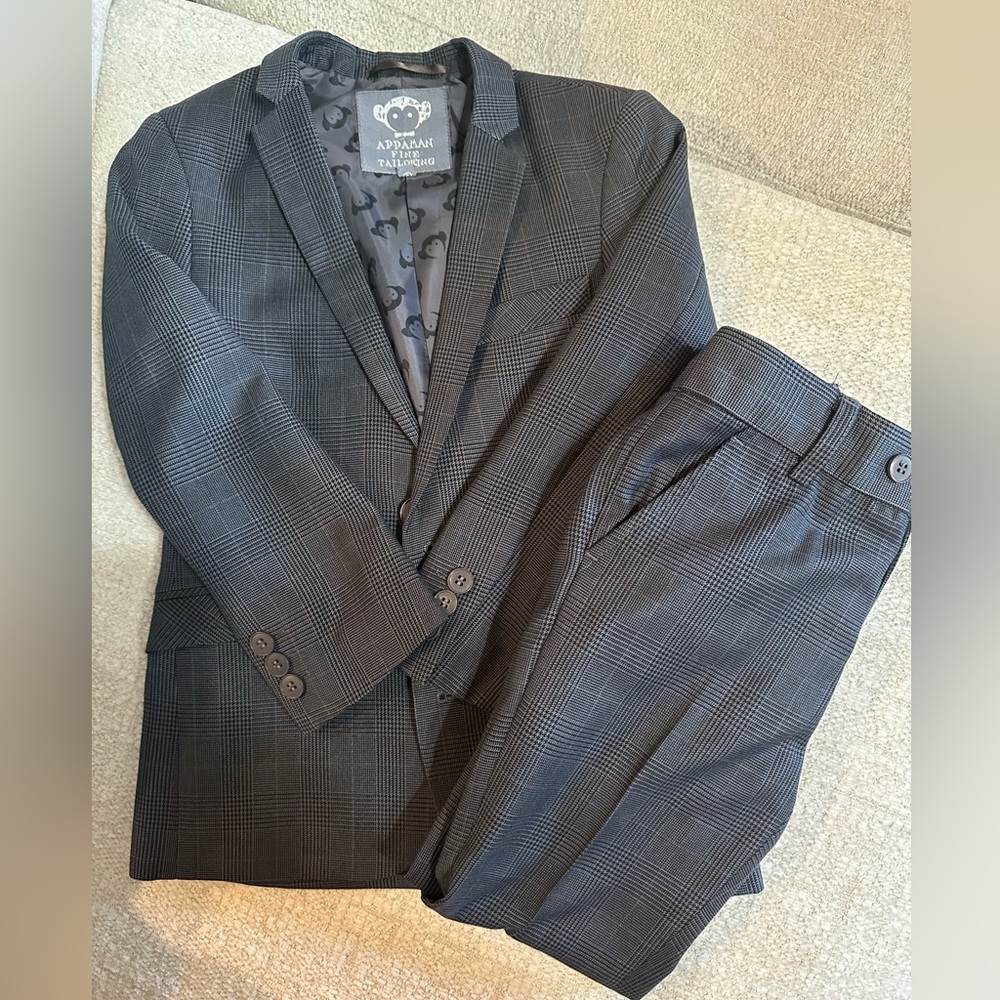 Size 6 boys suit jacket and pants